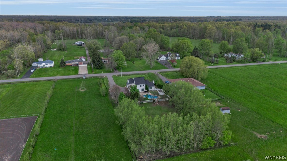5435 Mapleton Road Lockport, NY 14094 - Photo 35 of 37
