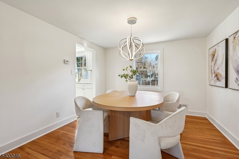 33 Springbrook Road Springfield, NJ 07081 - Photo 10 of 36