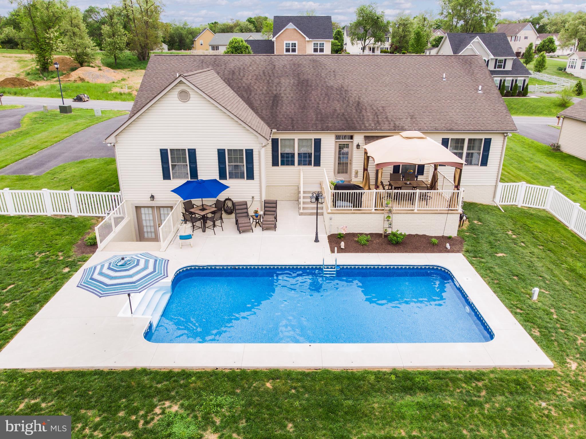 704 Rivanna Falling Waters, WV 25419 - Photo 5 of 77 Gallery Image 5