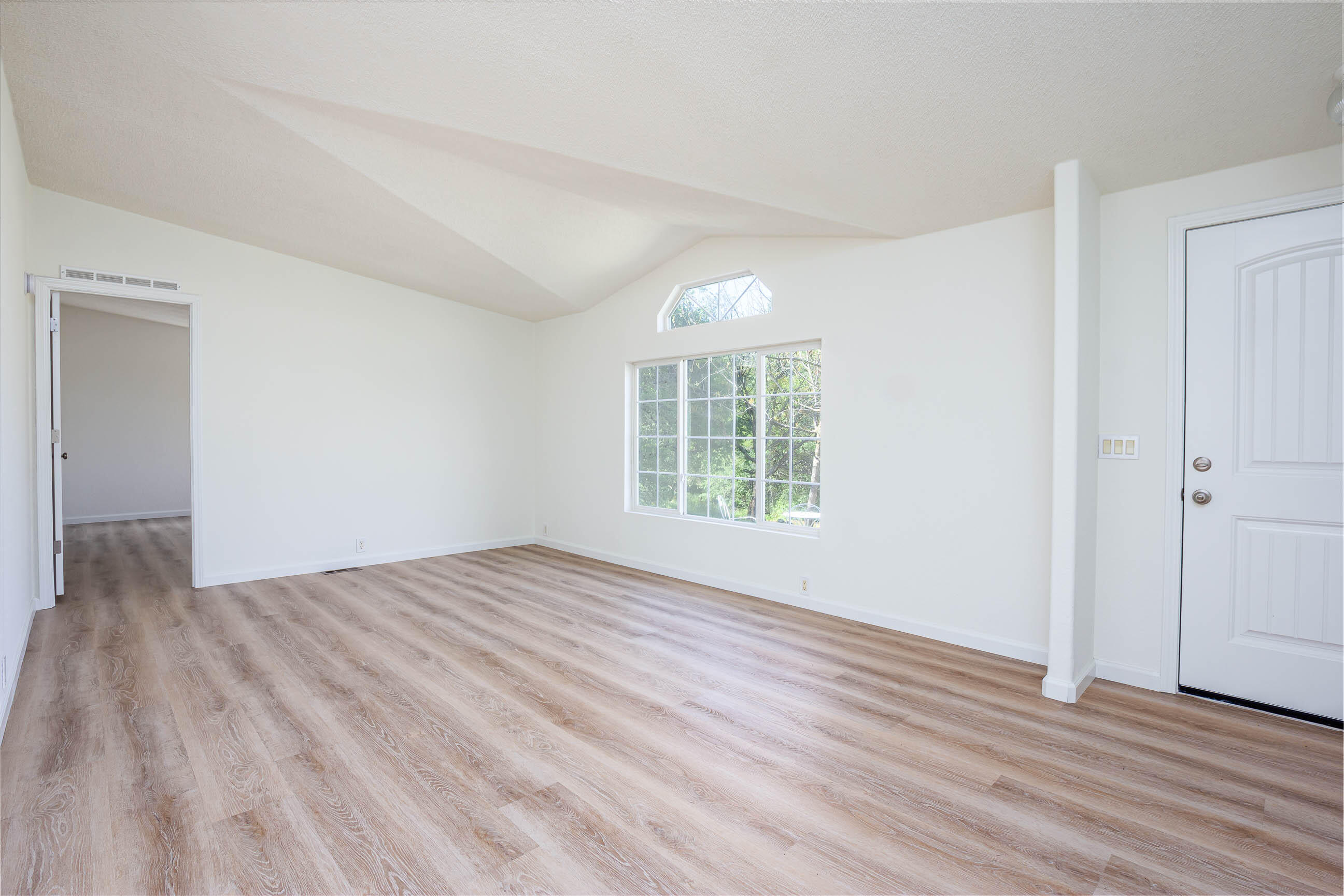 41006 Blossom Drive Three Rivers, CA 93271 - Photo 7 of 27 -