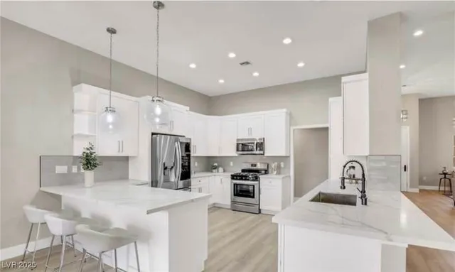 $3,600 | 2608 Desert Sands Drive, Las Vegas, NV 89134