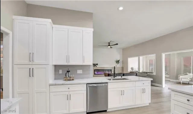 $3,600 | 2608 Desert Sands Drive, Las Vegas, NV 89134