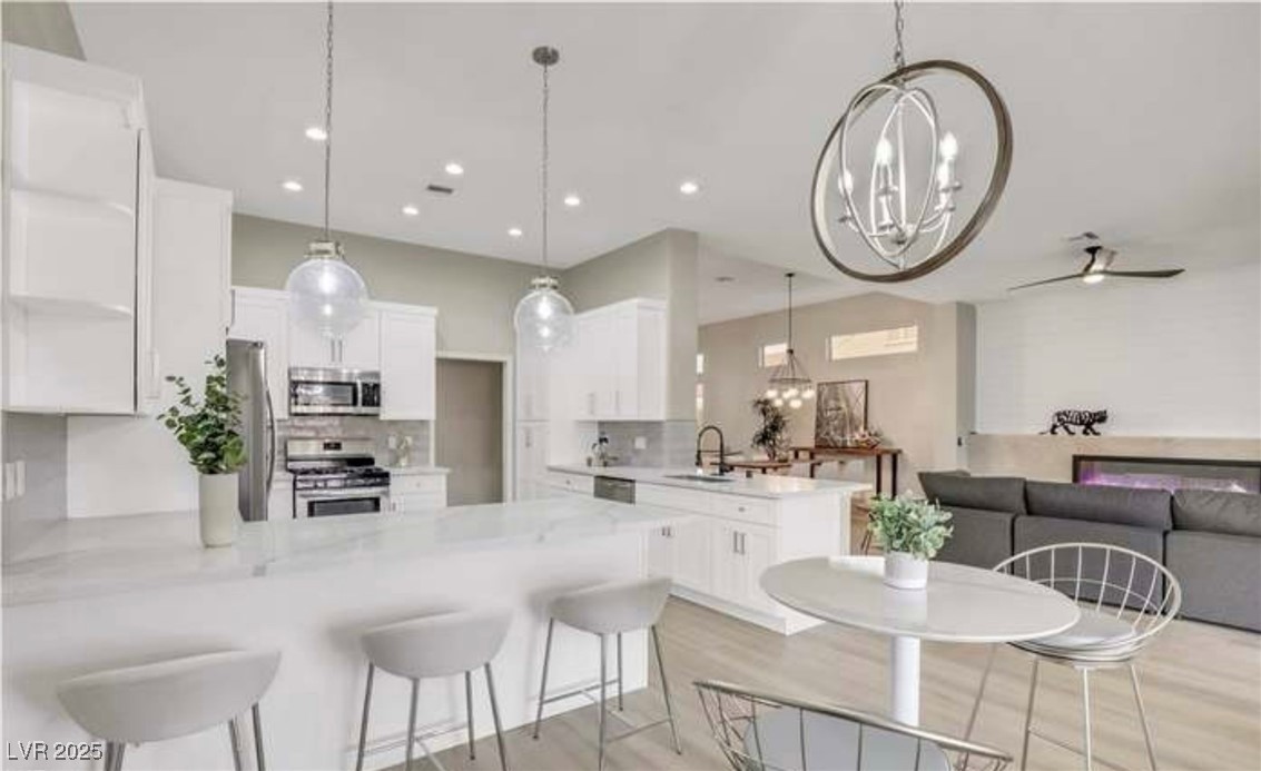 2608 Desert Sands Drive Las Vegas, NV 89134 - Photo 18 of 34