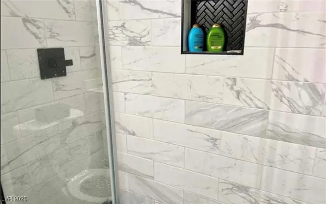 $3,600 | 2608 Desert Sands Drive, Las Vegas, NV 89134