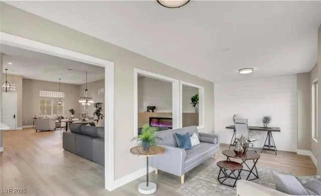 $3,600 | 2608 Desert Sands Drive, Las Vegas, NV 89134