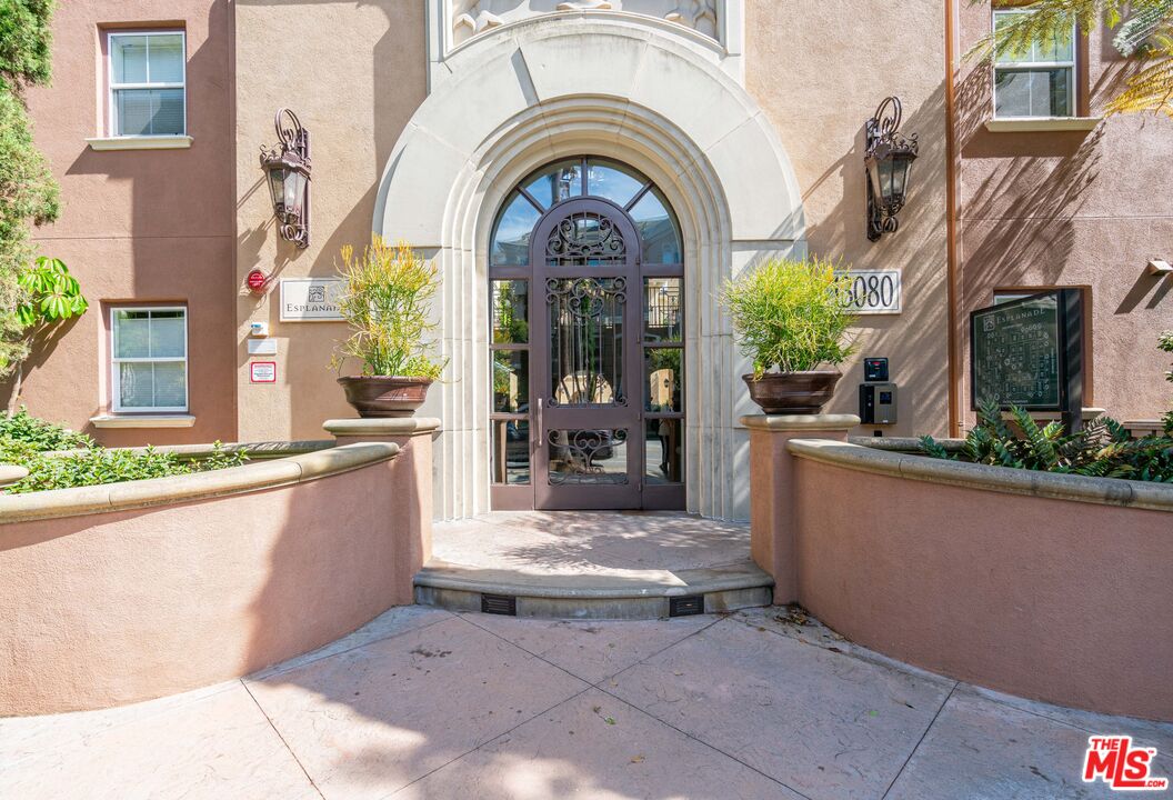 13080 Pacific Promenade, Unit 109 Playa Vista, CA 90094 - Photo 34 of 60