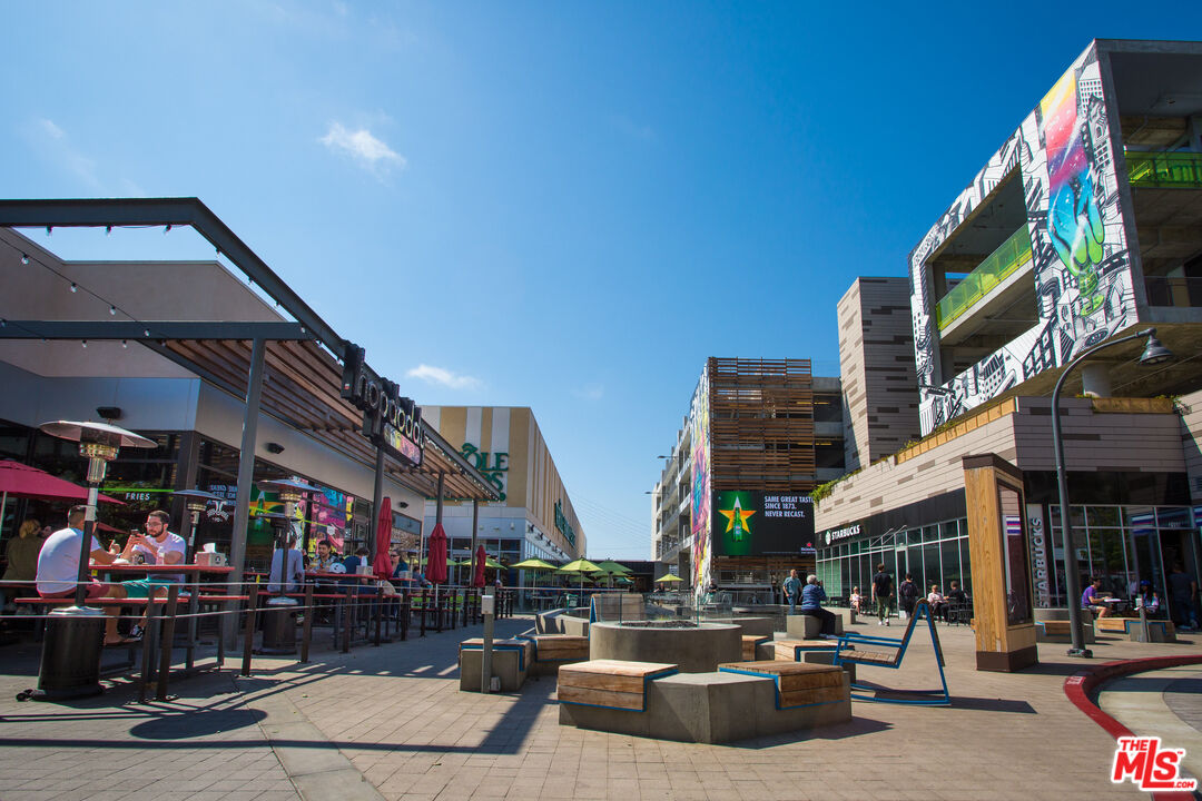 13080 Pacific Promenade, Unit 109 Playa Vista, CA 90094 - Photo 43 of 60