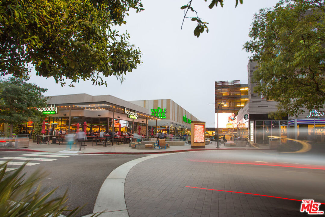 13080 Pacific Promenade, Unit 109 Playa Vista, CA 90094 - Photo 47 of 60