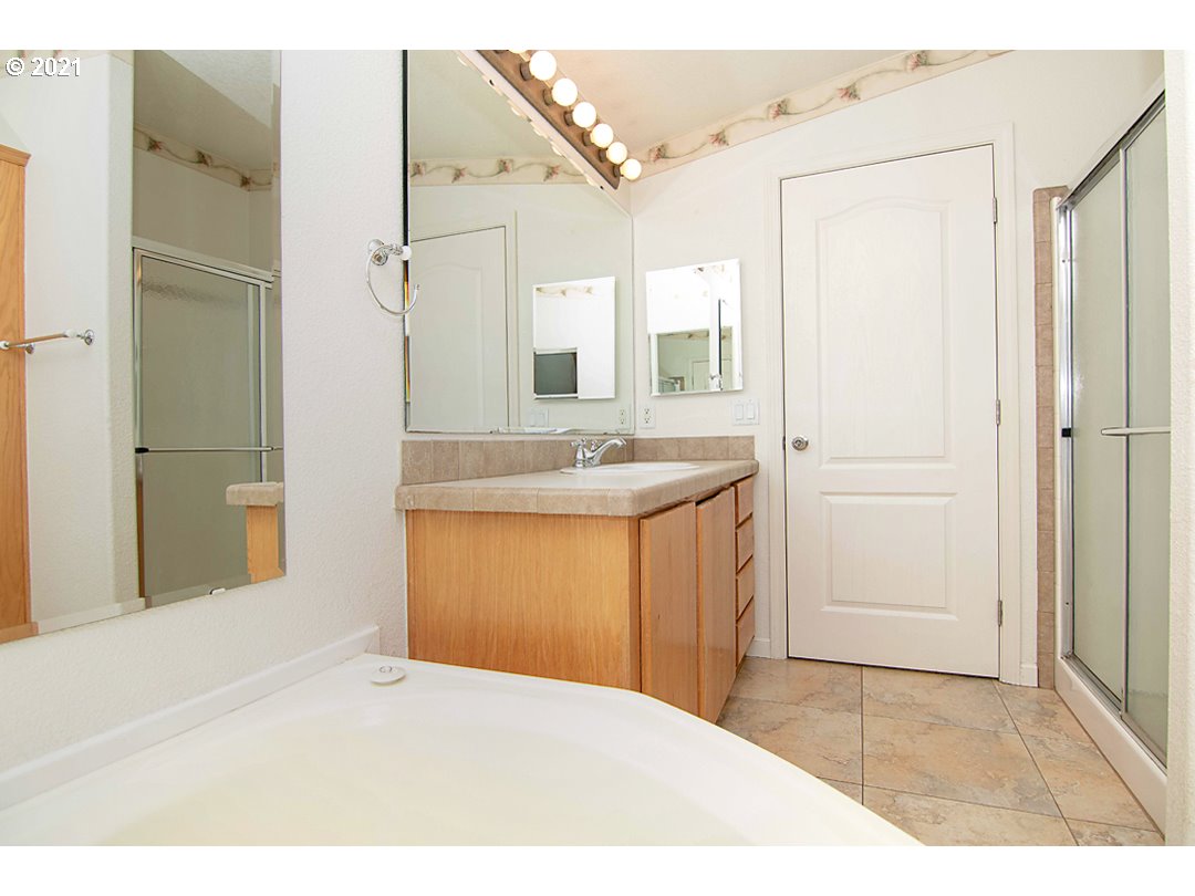 1285 Sunshine Road Roseburg, OR 97470 - Photo 14 of 32 Gallery Image 14