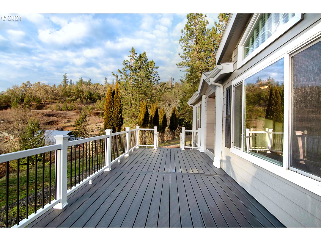 1285 Sunshine Road Roseburg, OR 97470 - Photo 22 of 32 Gallery Image 22