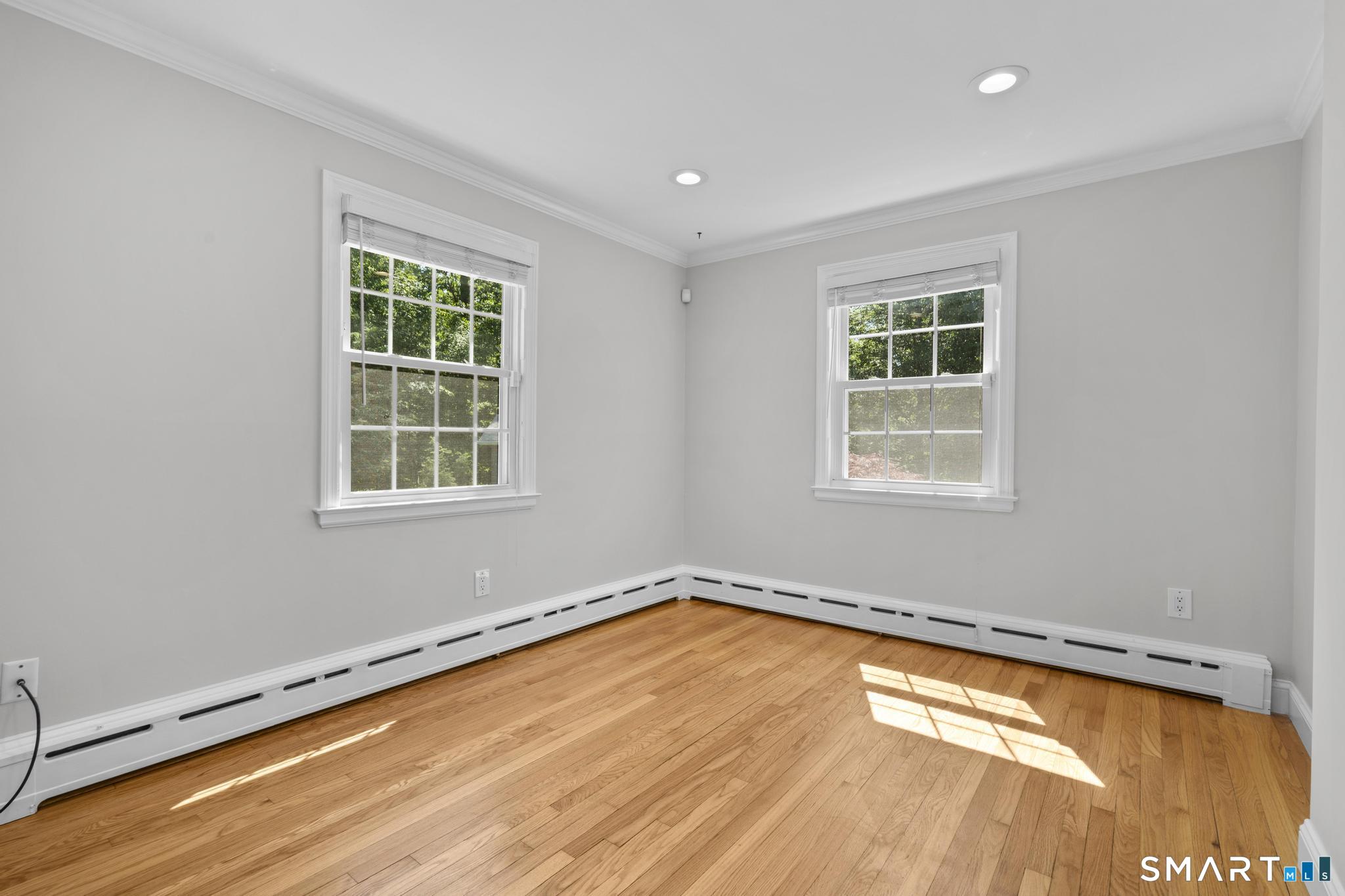 180 Tom Swamp Road Hamden, CT 06518 - Photo 17 of 40