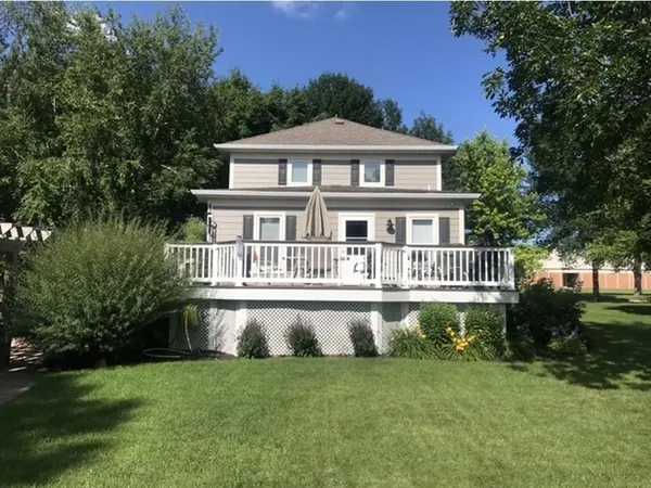 $359,900 | 121 6th Avenue Southeast, Elbow Lake, MN 56531