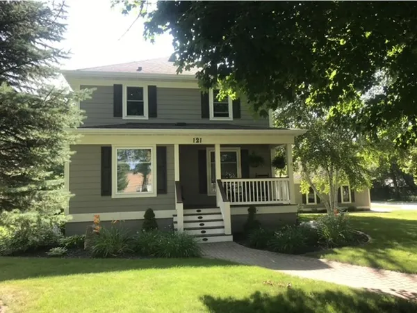 $359,900 | 121 6th Avenue Southeast, Elbow Lake, MN 56531