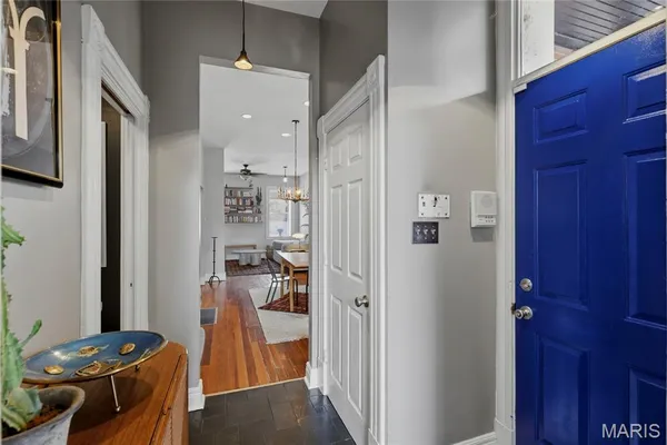 $349,900 | 1906 Wyoming Street, St. Louis, MO 63118