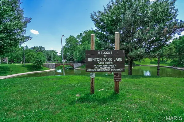 $349,900 | 1906 Wyoming Street, St. Louis, MO 63118