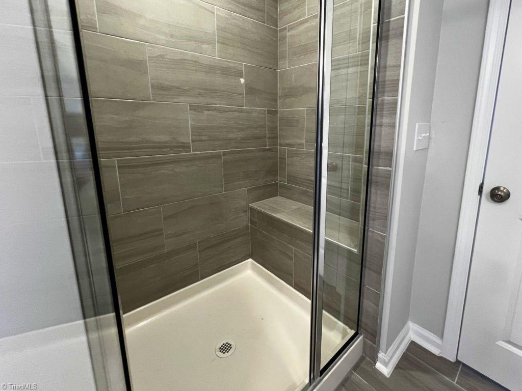 124 Palomino Drive King, NC 27021 - Photo 18 of 49 Primary Bathroom (upstairs)