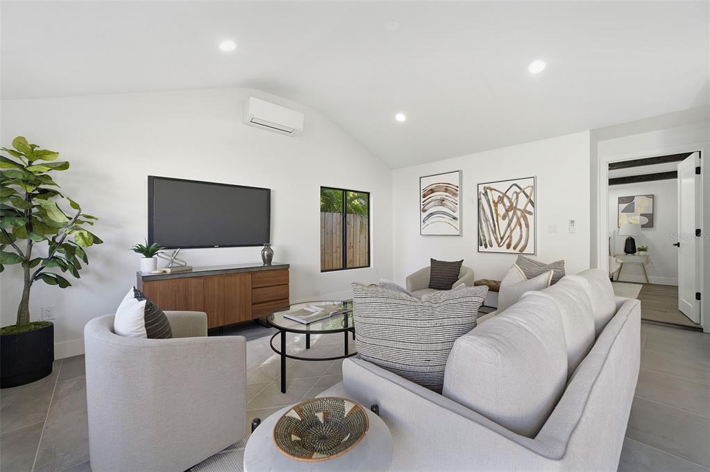 1308 Oregon Street Orlando, FL 32803 - Photo 14 of 31