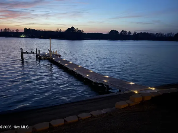 $1,395,000 | 170 Catnip Point Road, Bath, NC 27808