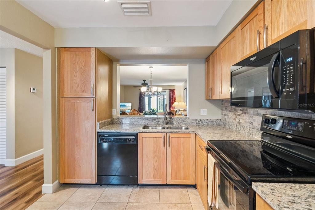 6210 Raintree Drive, Unit L4 Orlando, FL 32822 - Photo 12 of 35