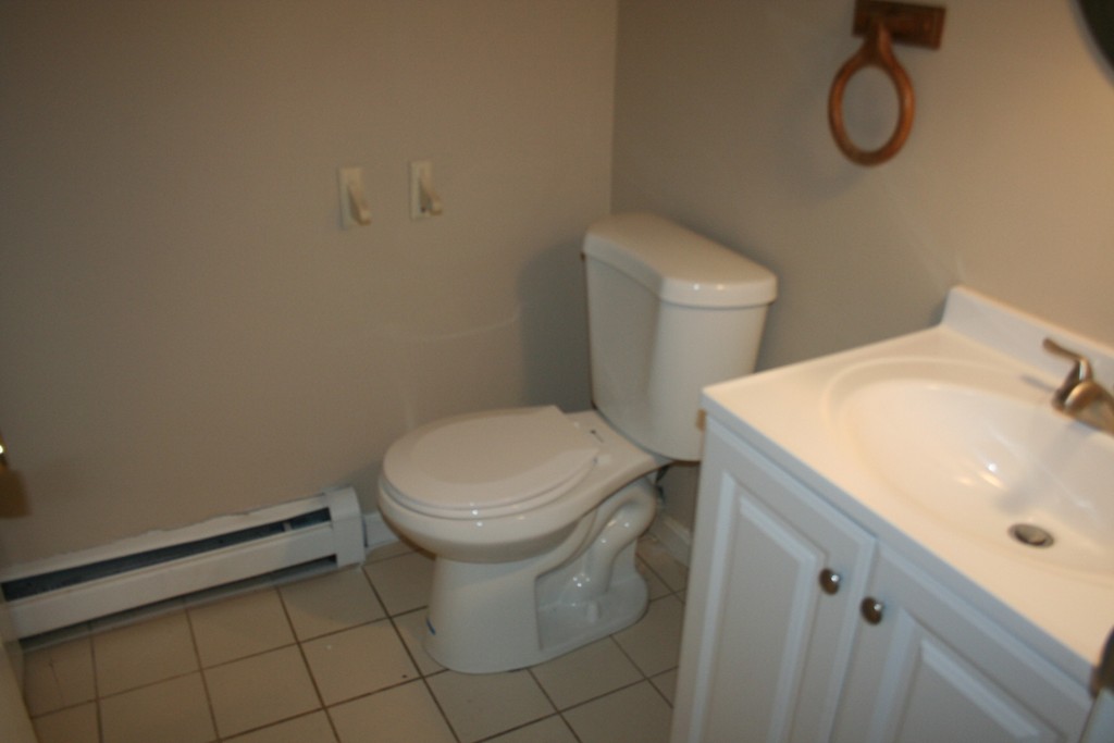 47 Ferry Road, Unit 3 Haverhill, MA 01835 - Photo 6 of 16 Gallery Image 6