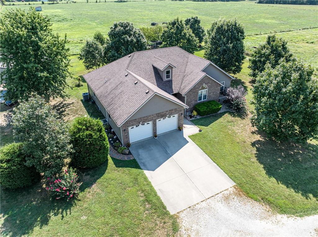 186 Northeast 901p Road Clinton, MO 64735 - Photo 3 of 47 Gallery Image 3