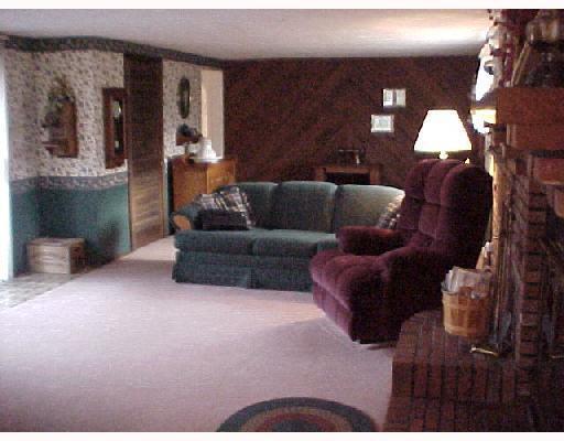 251 Ruth Street Plum, PA 15239 - Photo 8 of 8 Den/Family/Great Room. Well just come see if this is a nice display of Perfection! This room is 31 x 14!!! Berber / Natural wood features / Bright and Flexible for your family Lifestyle! Glass doors to Awesom Outdoor Living and Yard