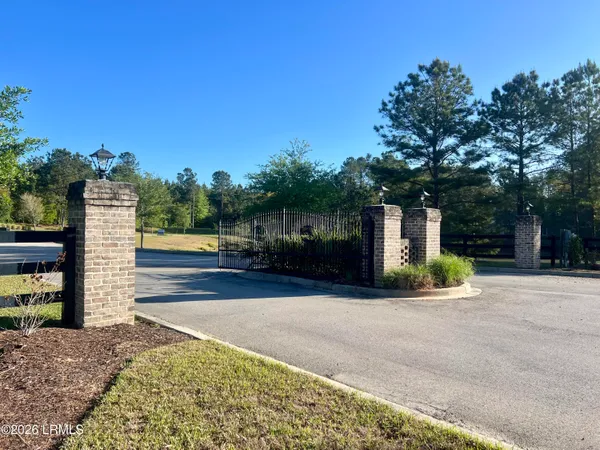 $449,000 | 852 Settings Drive East, Yemassee, SC 29945