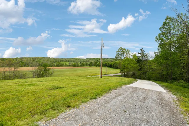 $799,000 | 13128 Highway 49, Erin, TN 37061