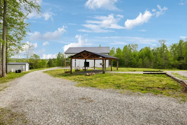 $799,000 | 13128 Highway 49, Erin, TN 37061