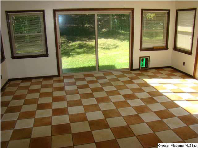 2038 Forest Glen Road Sylacauga, AL 35150 - Photo 6 of 17