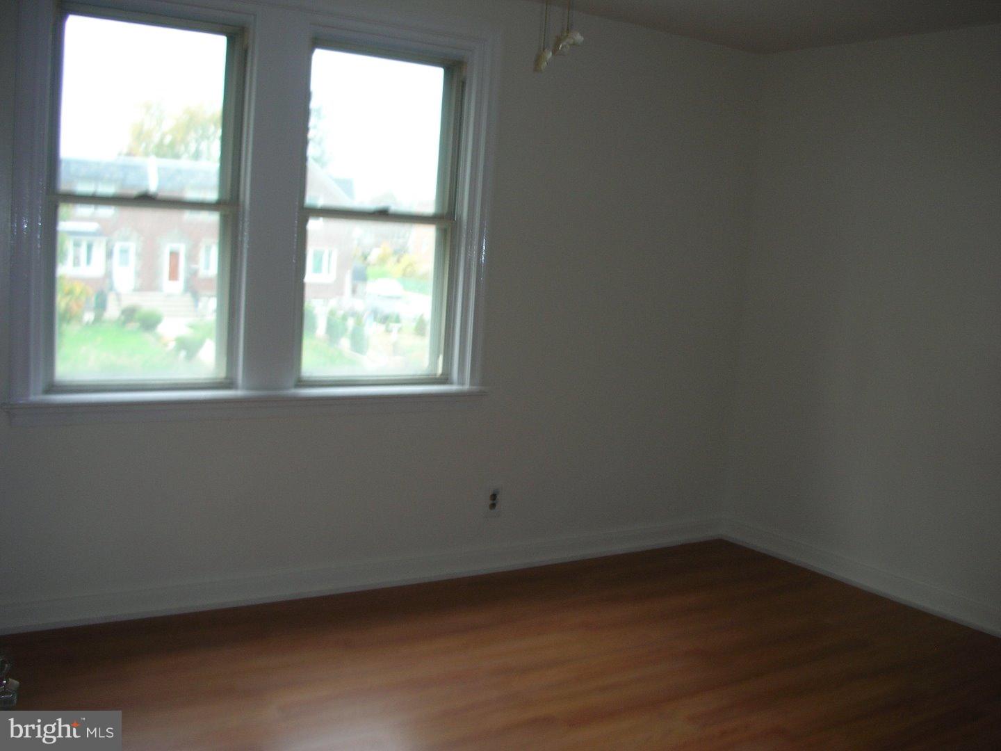 3407 Decatur Street Philadelphia, PA 19136 - Photo 4 of 9 Gallery Image 4