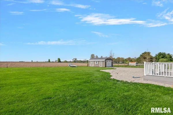 $289,900 | 4800 West Divernon Road, Auburn, IL 62615