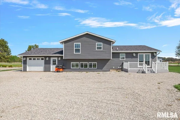 $289,900 | 4800 West Divernon Road, Auburn, IL 62615