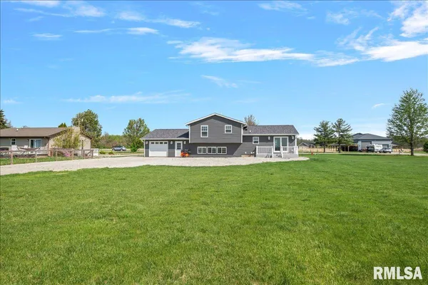 $289,900 | 4800 West Divernon Road, Auburn, IL 62615