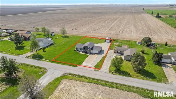 $289,900 | 4800 West Divernon Road, Auburn, IL 62615