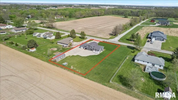 $289,900 | 4800 West Divernon Road, Auburn, IL 62615