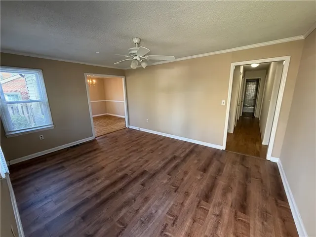 $1,750 | 217 Whitehall Road, Anderson, SC 29625