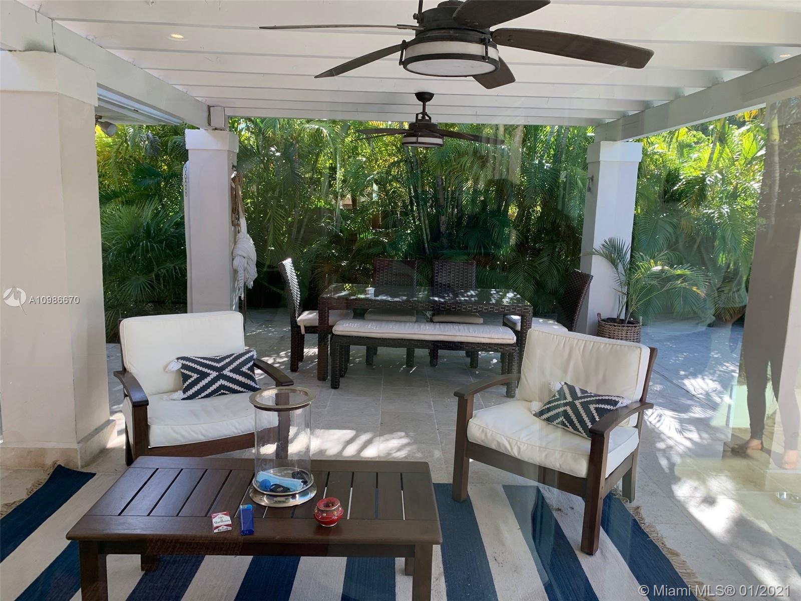 412 Ridgewood Road Key Biscayne, FL 33149 - Photo 13 of 31