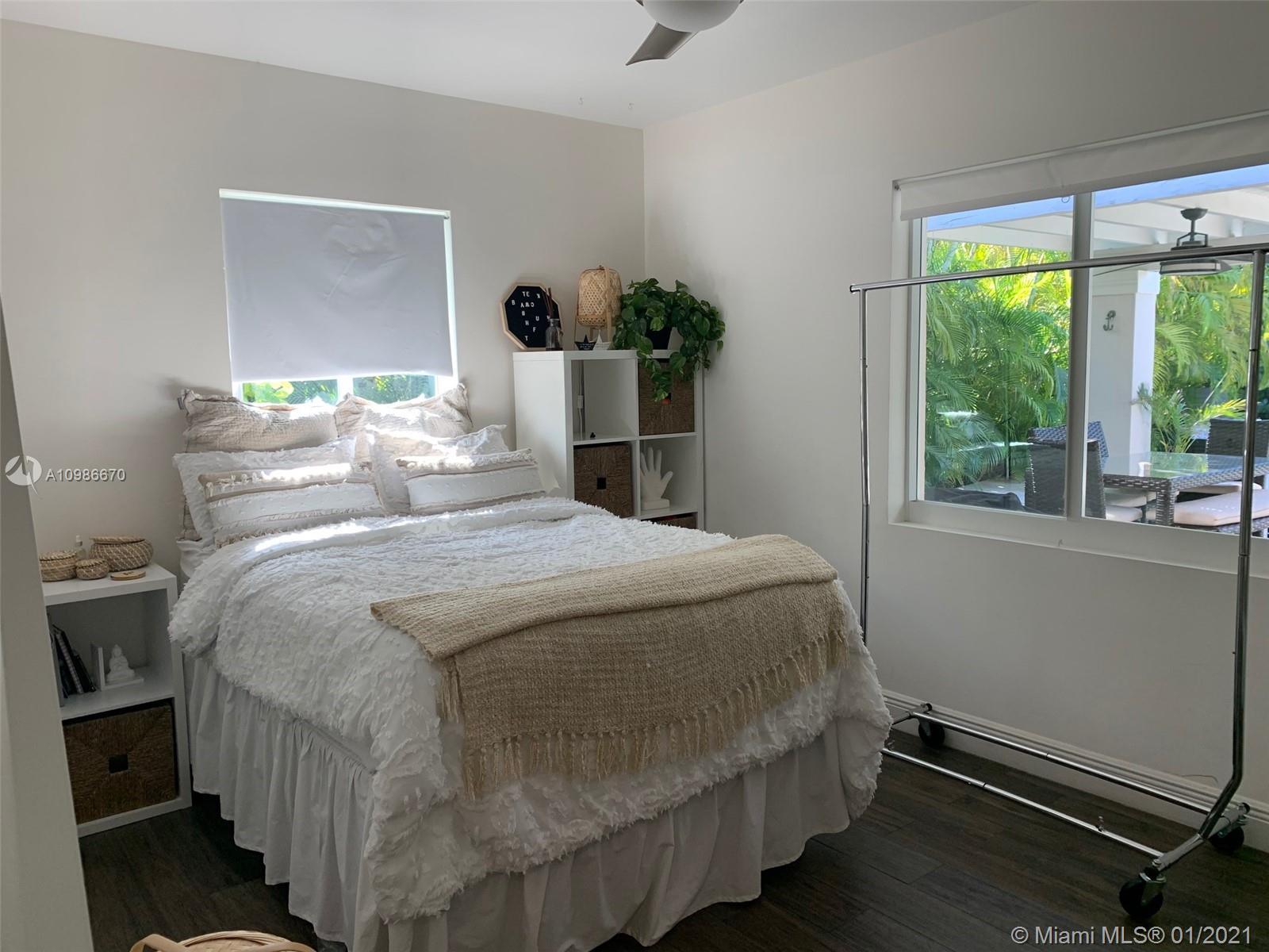 412 Ridgewood Road Key Biscayne, FL 33149 - Photo 25 of 31