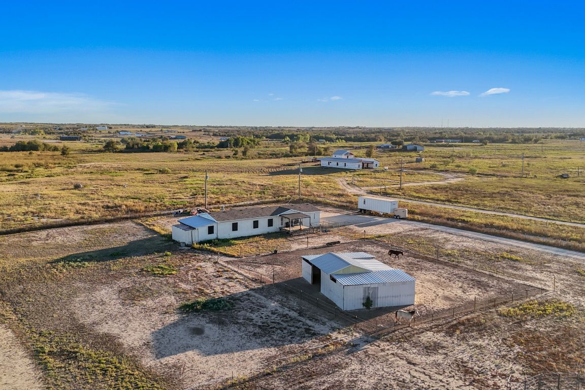 1600 County Road 465 Elgin, TX 78621 - Photo 13 of 25 a view of a ocean with beach