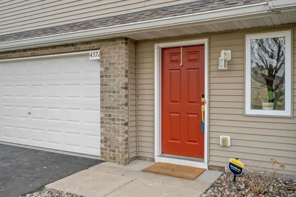 $275,000 | 4372 Blakewood Drive, Shakopee, MN 55379