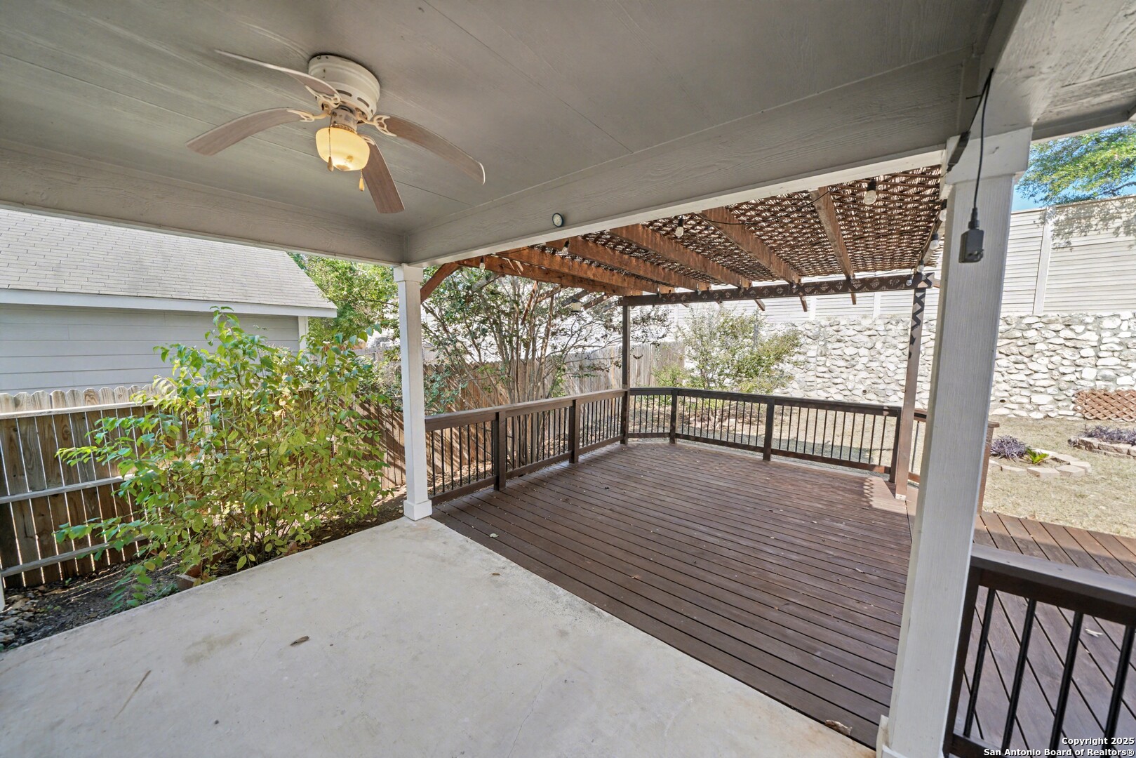 3615 Longhorn Creek San Antonio, TX 78261 - Photo 36 of 42 a view of a porch