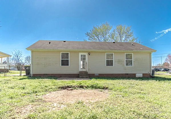 $1,300 | 308 Alan Court, Oak Grove, KY 42262