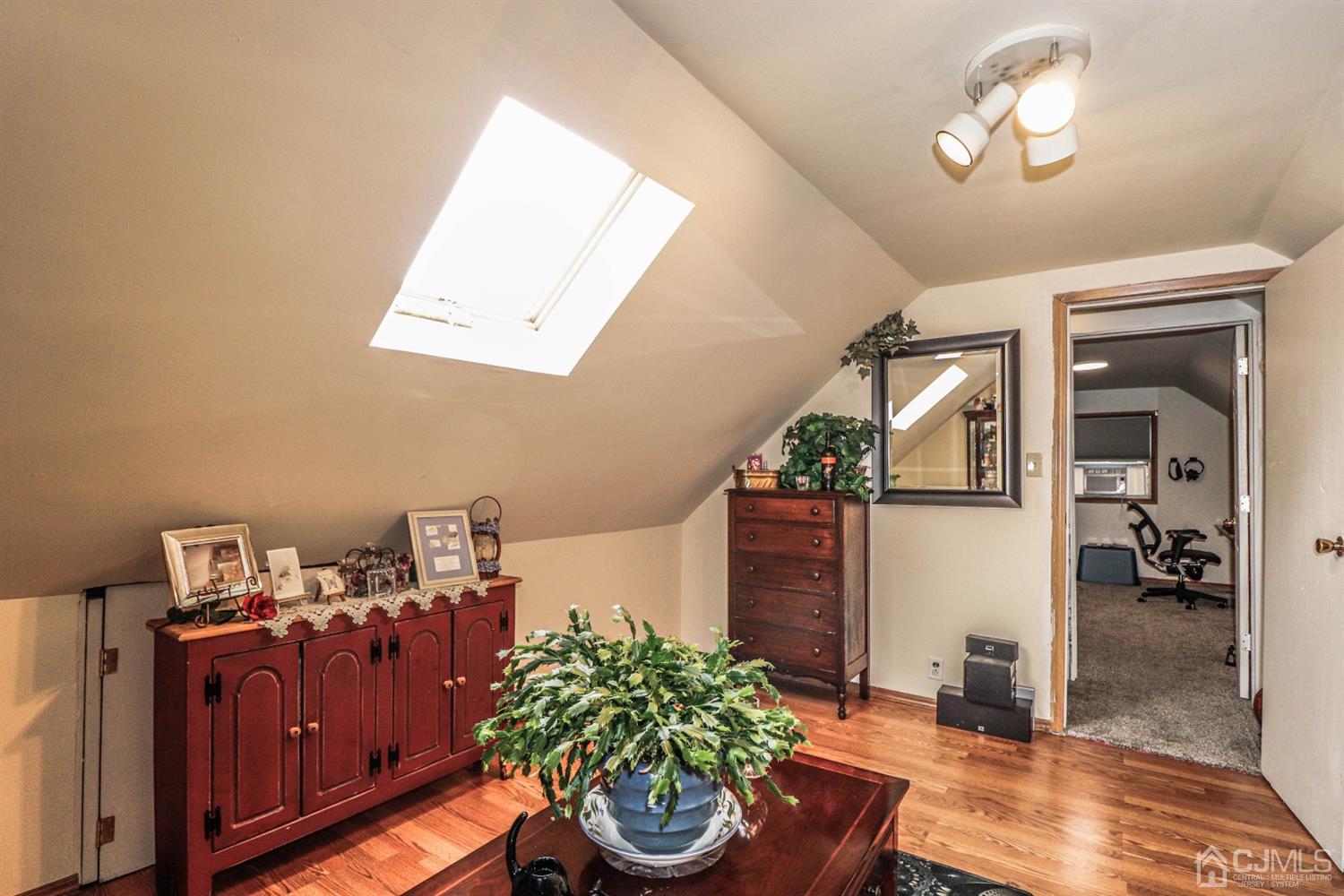 25 Roberts Road New Brunswick, NJ 08901 - Photo 17 of 27 Gallery Image 17