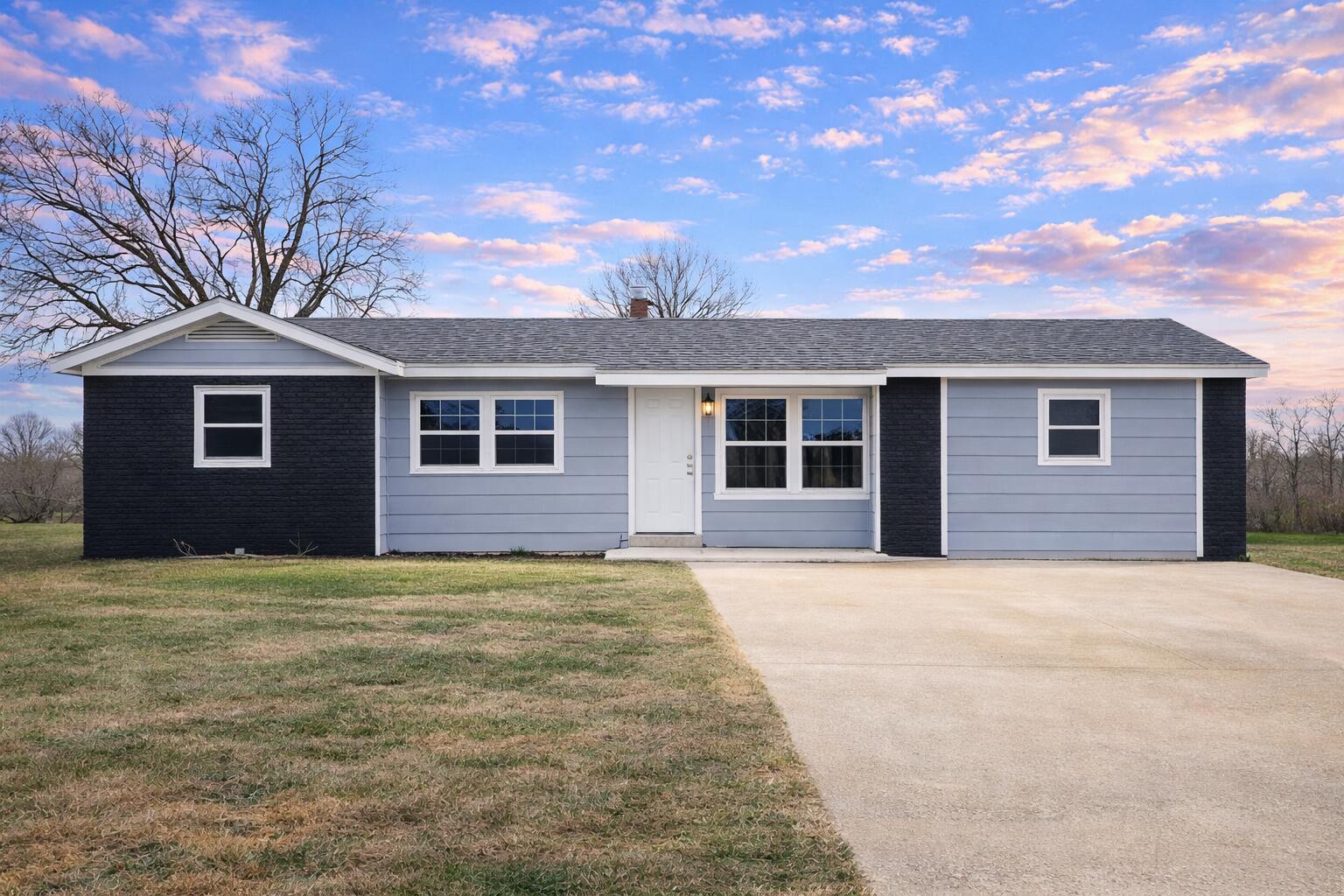 3512 East Baylor Street Lubbock, TX 79403 - Photo 1 of 14 937EDE5B-743A-44F9-B341-E69DC358CC20