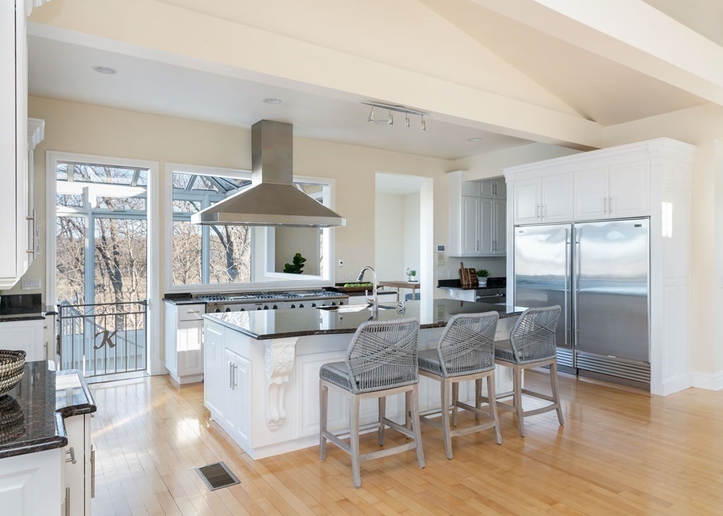 140 Border Street Cohasset, MA 02066 - Photo 12 of 36