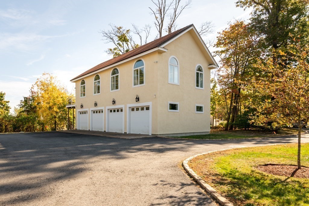 140 Border Street Cohasset, MA 02066 - Photo 33 of 36