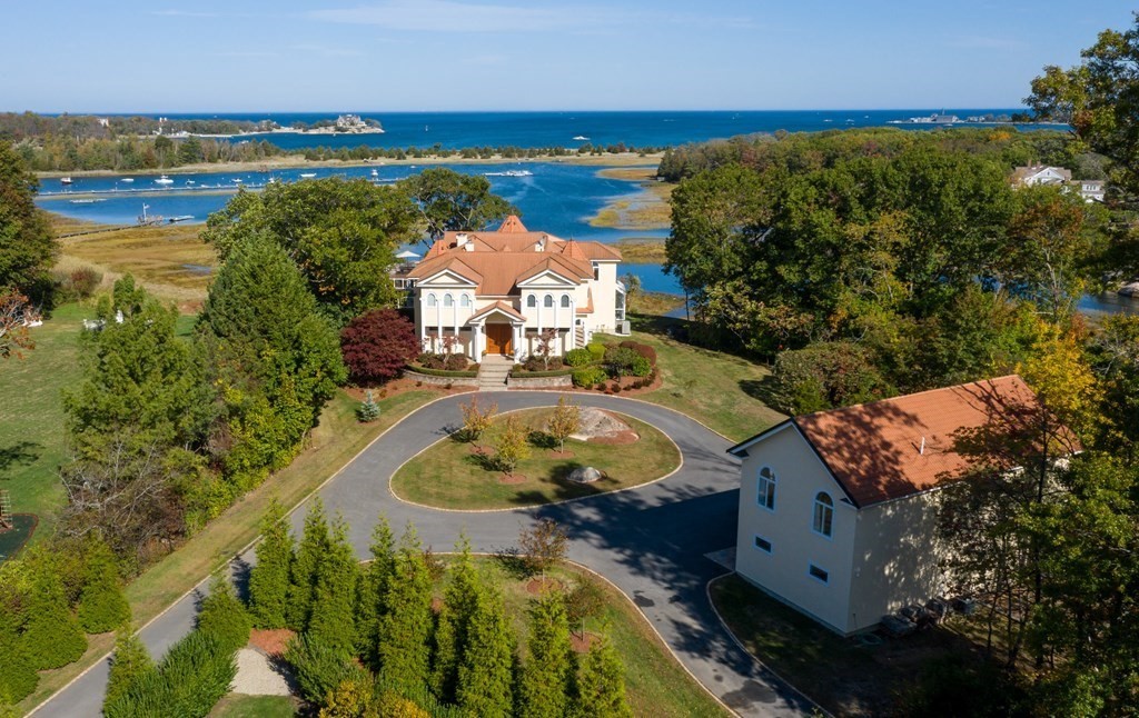 140 Border Street Cohasset, MA 02066 - Photo 6 of 36