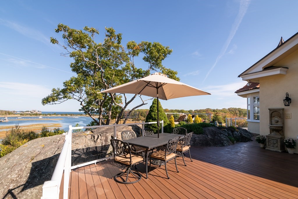 140 Border Street Cohasset, MA 02066 - Photo 7 of 36