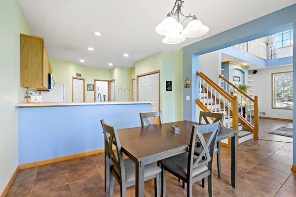 $279,000 | 19500 Blue Jay Court, Farmington, MN 55024